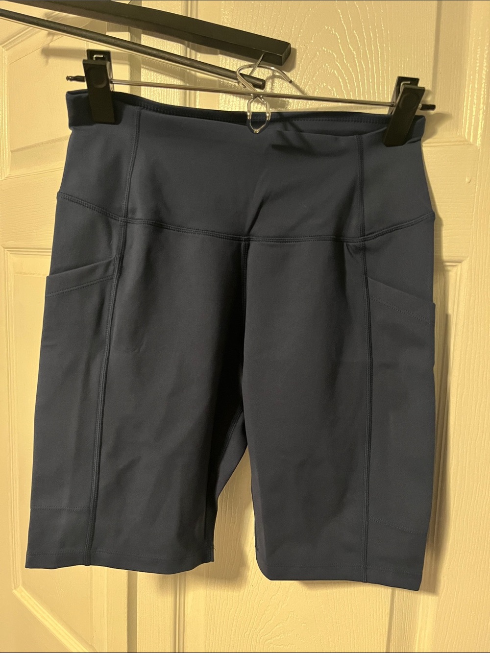 NWT (2 pair) 32 Degrees Inky Shorts with Side Pockets ( inky indigo and black)